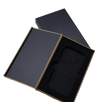 Koltrefjabox