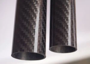 High Quality Roll-skrautlegur og Pultrusion Carbon Fiber Tube